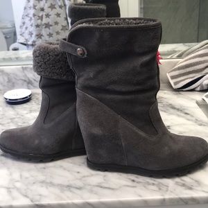 Ugg wedge boot